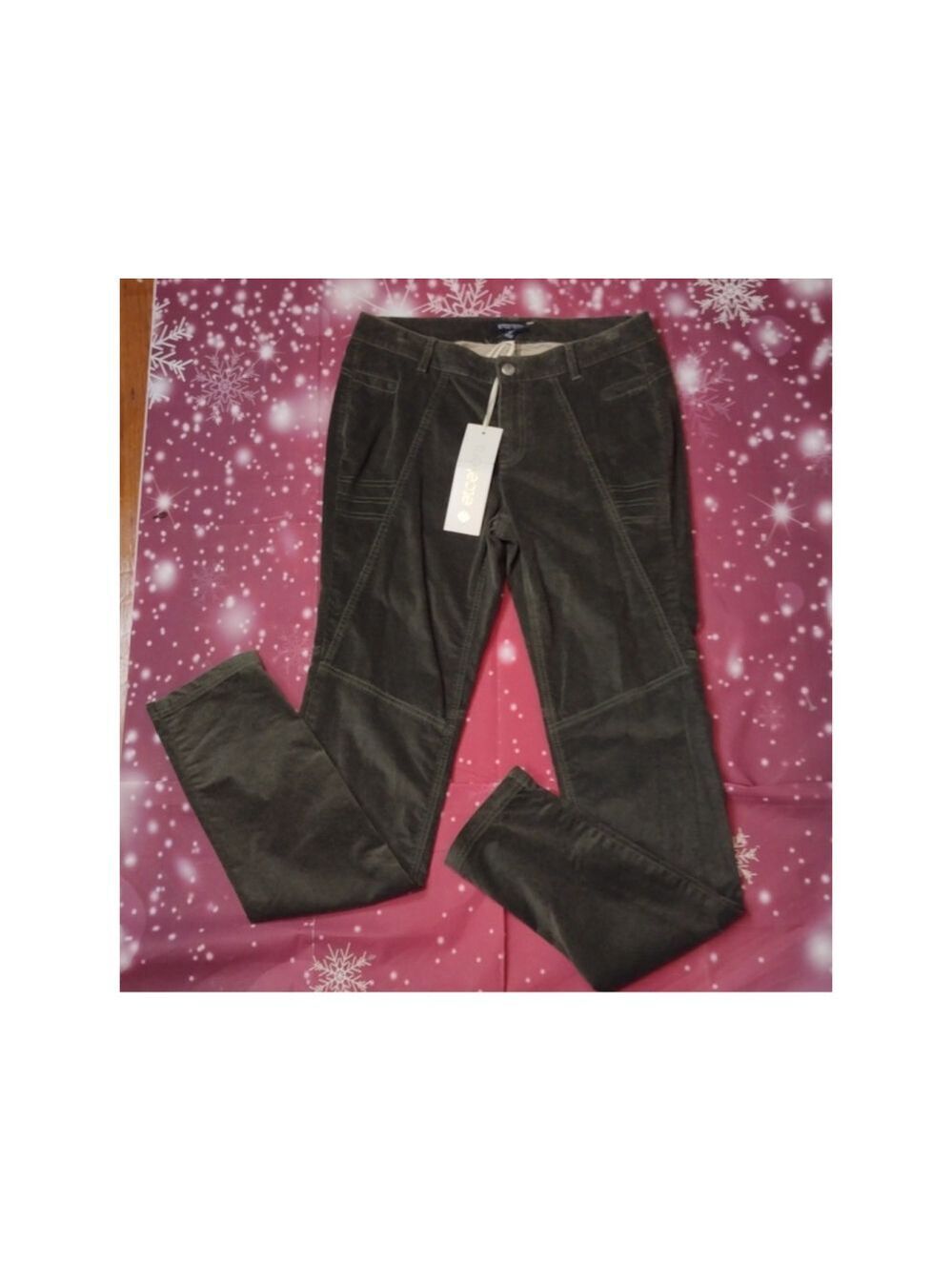 Ectetera Green Velvet Feel Pants Size 4
